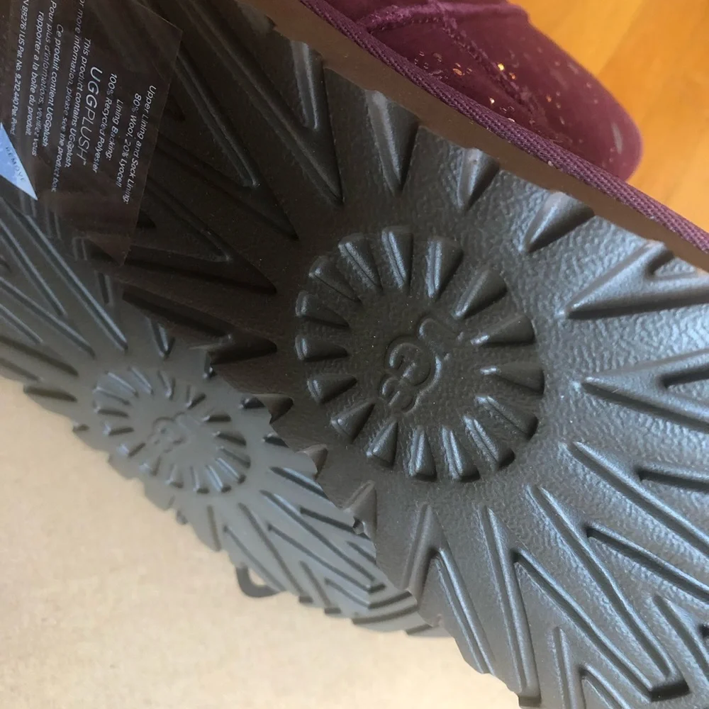 UGG Wild Grape Classic Zodiac Short Suede Boot NEW in Box - Picture 9 of 12